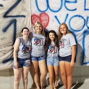 Meet your Posher, Isabel